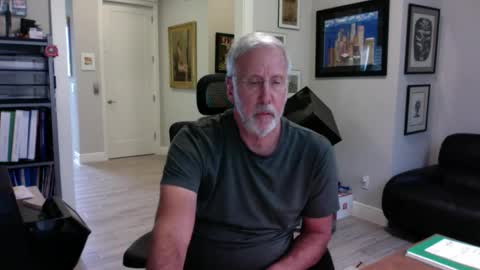 Snapshot of bustinout99 chatting on 17, 9, 2025 afternoon wood online show from 17, 9, 2025