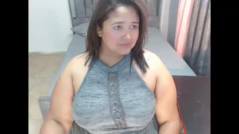 Snapshot of busty_juicyy chatting on 10, 1, 2026 busty juicyy online show from 10, 1, 2026