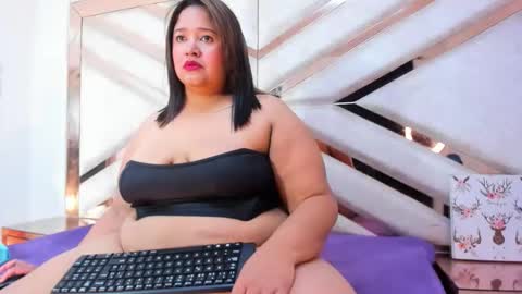 Snapshot of busty_juicyy chatting on 12, 2, 2026 busty juicyy online show from 12, 2, 2026
