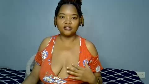 Snapshot of busty_kenzi chatting on 28, 6, 2026 busty kenzi online show from 28, 6, 2026