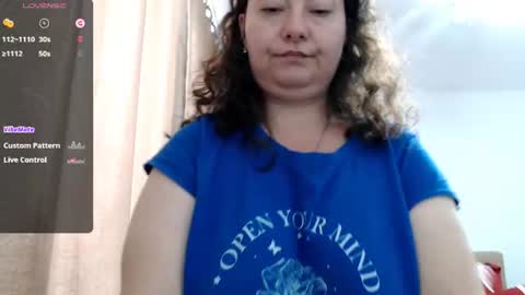 Snapshot of bustyemma chatting on 18, 6, 2026 Emma online show from 18, 6, 2026
