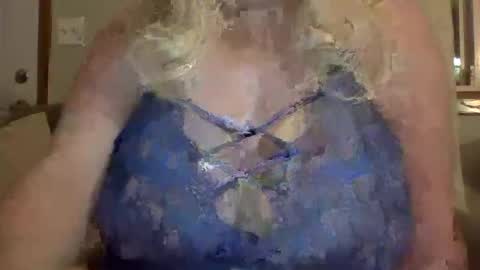 bustyflirt1 online show from 29, 10, 2025