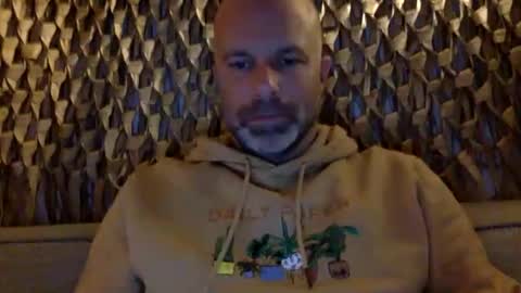 Snapshot of buurman1982isback chatting on 2, 10, 2025 buurman1982isback online show from 2, 10, 2025