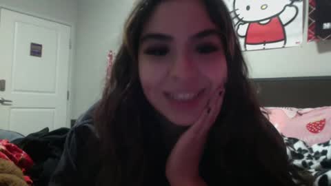 mia online show from 11, 3, 2025