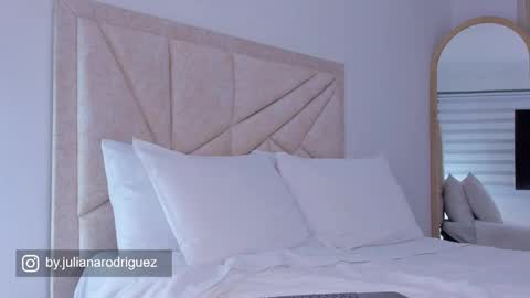    online show from 16, 4, 2026