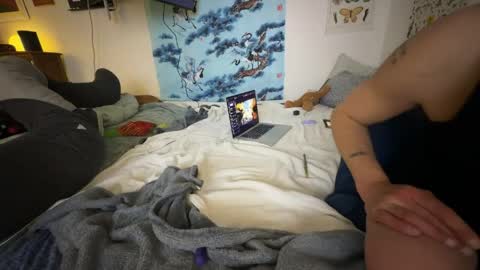 c2cmee online show from 22, 4, 2026