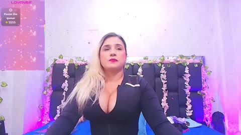 Carolina online show from 3, 10, 2025