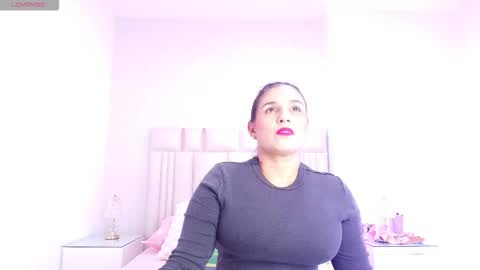 Carolina online show from 5, 11, 2025