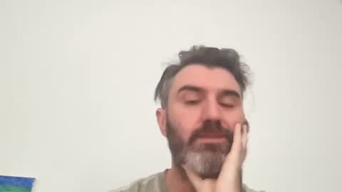 Snapshot of c_life128 chatting on 17, 10, 2025 c_life128 online show from 17, 10, 2025