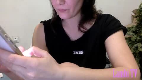 Snapshot of caffeinated_lamb chatting on 25, 12, 2024 Lamb online show from 25, 12, 2024