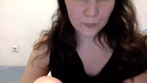 Snapshot of caffeinated_lamb chatting on 11, 9, 2025 Lamb online show from 11, 9, 2025