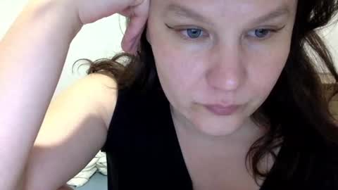 Snapshot of caffeinated_lamb chatting on 13, 9, 2025 Lamb online show from 13, 9, 2025