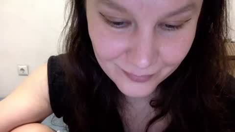 Snapshot of caffeinated_lamb chatting on 24, 11, 2025 Lamb online show from 24, 11, 2025