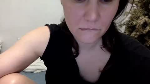 Snapshot of caffeinated_lamb chatting on 28, 4, 2026 Lamb online show from 28, 4, 2026