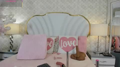 Cahitlin  online show from 8, 1, 2026