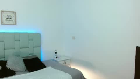 Cailyn Independent model online show from 3, 12, 2024