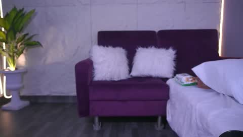 Snapshot of cailynbrowm chatting on 1, 2, 2026 CailynBrown online show from 1, 2, 2026