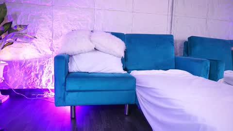 Snapshot of cailynbrowm chatting on 1, 3, 2026 CailynBrown online show from 1, 3, 2026