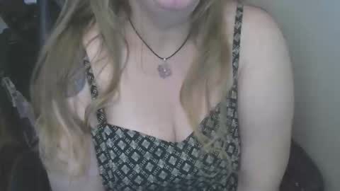 Snapshot of calcavorix chatting on 31, 3, 2026 Calie online show from 31, 3, 2026