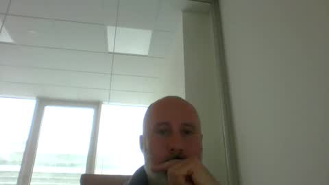 Snapshot of caldoski chatting on 5, 5, 2026 caldoski online show from 5, 5, 2026