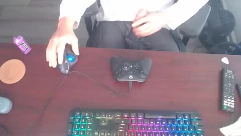 Snapshot of calibratorjosh chatting on 14, 12, 2025 calibratorjosh online show from 14, 12, 2025