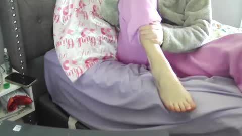 Snapshot of calicambri chatting on 4, 1, 2025 The Cali Cambri online show from 4, 1, 2025