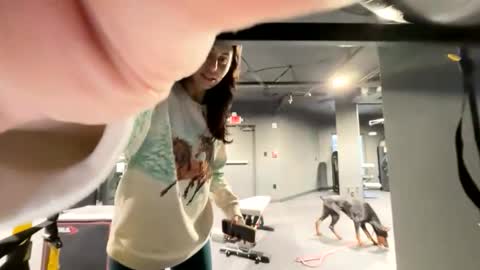 Snapshot of calicambri chatting on 4, 12, 2025 The Cali Cambri online show from 4, 12, 2025