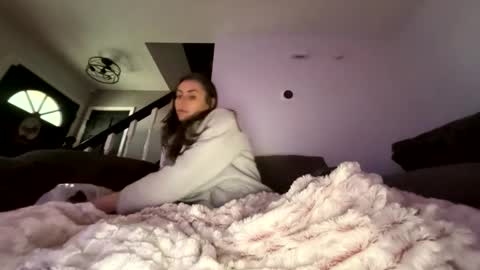 Snapshot of calicambri chatting on 4, 3, 2026 The Cali Cambri online show from 4, 3, 2026