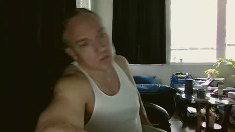 Snapshot of caligrown1154 chatting on 3, 6, 2026 caligrown1154 online show from 3, 6, 2026