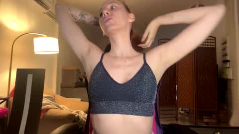 Snapshot of caliiie_of chatting on 17, 5, 2026 Caliiie of online show from 17, 5, 2026
