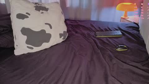 Nancy  Please thumbs up me  online show from 13, 4, 2026