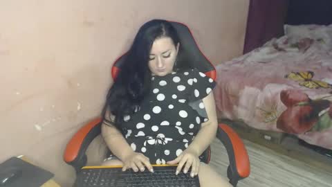 Snapshot of call_me_shaya chatting on 25, 12, 2024 Shaya online show from 25, 12, 2024