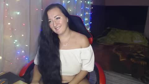 Snapshot of call_me_shaya chatting on 27, 10, 2025 Shaya online show from 27, 10, 2025