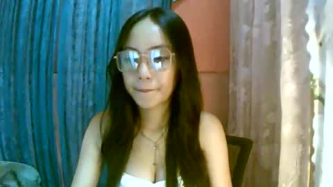 Snapshot of calla_freya chatting on 9, 10, 2025 Freya online show from 9, 10, 2025