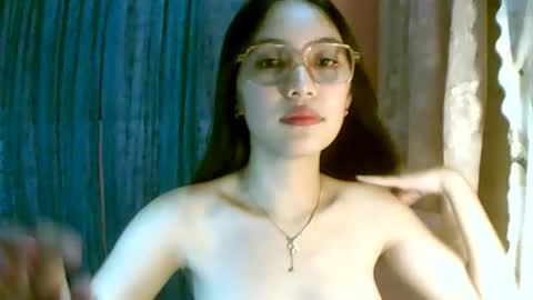 Snapshot of calla_freya chatting on 24, 10, 2025 Freya online show from 24, 10, 2025