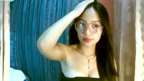 Snapshot of calla_freya chatting on 29, 10, 2025 Freya online show from 29, 10, 2025