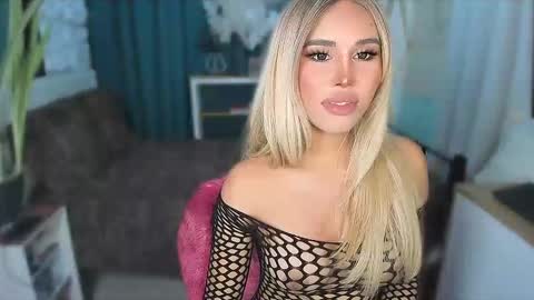 Snapshot of callmebythename_daisy chatting on 4, 6, 2026 A STINGY MAN IS A SIGN OF UNWELLINGNESS. online show from 4, 6, 2026