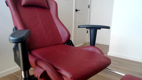 Snapshot of callmethe1 chatting on 15, 9, 2025 DesertBoy2023 online show from 15, 9, 2025