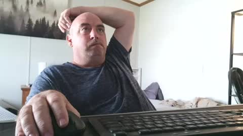 Snapshot of calvin420420 chatting on 27, 7, 2026 longjohn74 online show from 27, 7, 2026