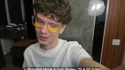Hey I am Calvin  online show from 28, 6, 2026