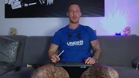 Calvin  online show from 8, 1, 2025