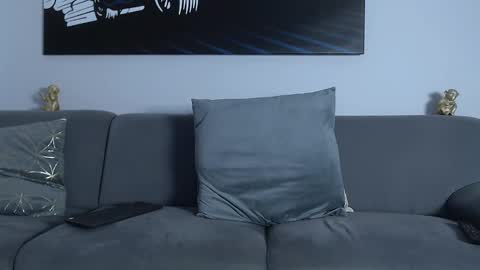 Calvin  online show from 10, 2, 2025