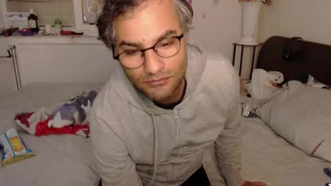 Calvinjohnlad online show from 8, 11, 2025