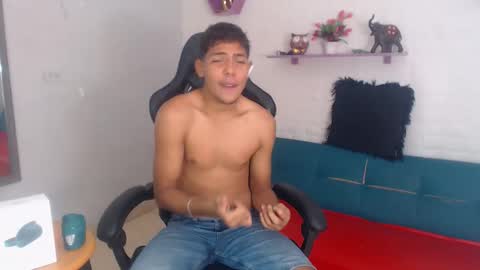 Snapshot of cam_xman chatting on 18, 11, 2025 cam_xman online show from 18, 11, 2025