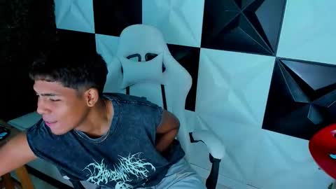 Snapshot of cam_xman chatting on 20, 11, 2025 cam_xman online show from 20, 11, 2025