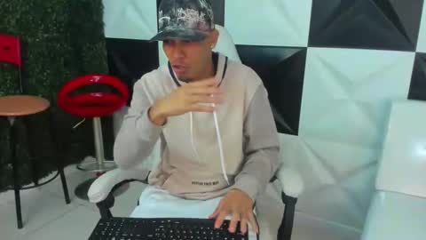 Snapshot of cam_xman chatting on 2, 2, 2026 cam_xman online show from 2, 2, 2026