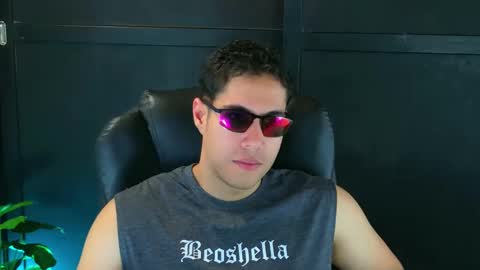 Snapshot of camara110 chatting on 13, 2, 2025 camara110 online show from 13, 2, 2025