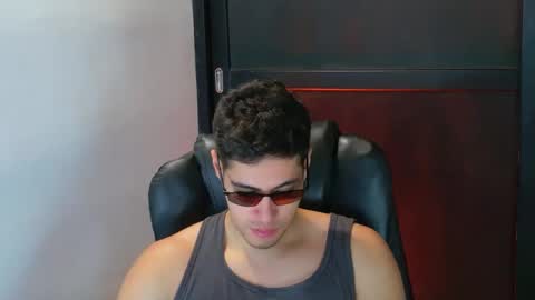 Snapshot of camara110 chatting on 16, 9, 2025 camara110 online show from 16, 9, 2025