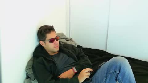 Snapshot of camara110 chatting on 29, 10, 2025 camara110 online show from 29, 10, 2025