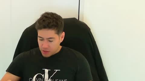 Snapshot of camara110 chatting on 22, 11, 2025 camara110 online show from 22, 11, 2025